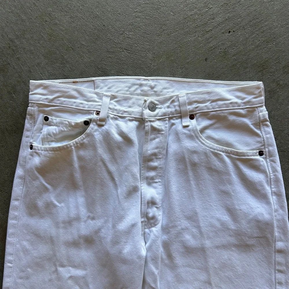 Vintage 90s Levis 501 XX Jeans Size 34x32 White Denim Button Fly Straight Leg